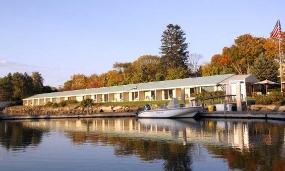 Yachtsman Lodge & Marina Кенебънкпорт Екстериор снимка